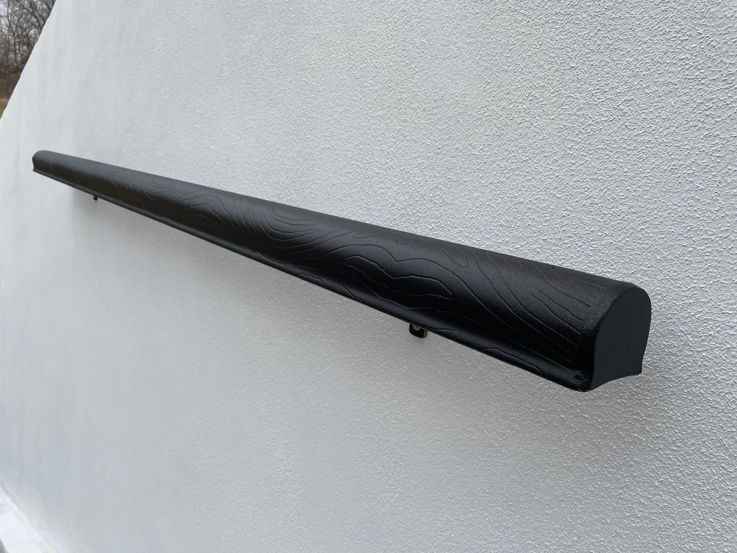 Custom Wrought Iron Handrail – Wood Texture Finish – Wall Mounted Stair Rail – Rustic Modern Railing – Handmade in EU