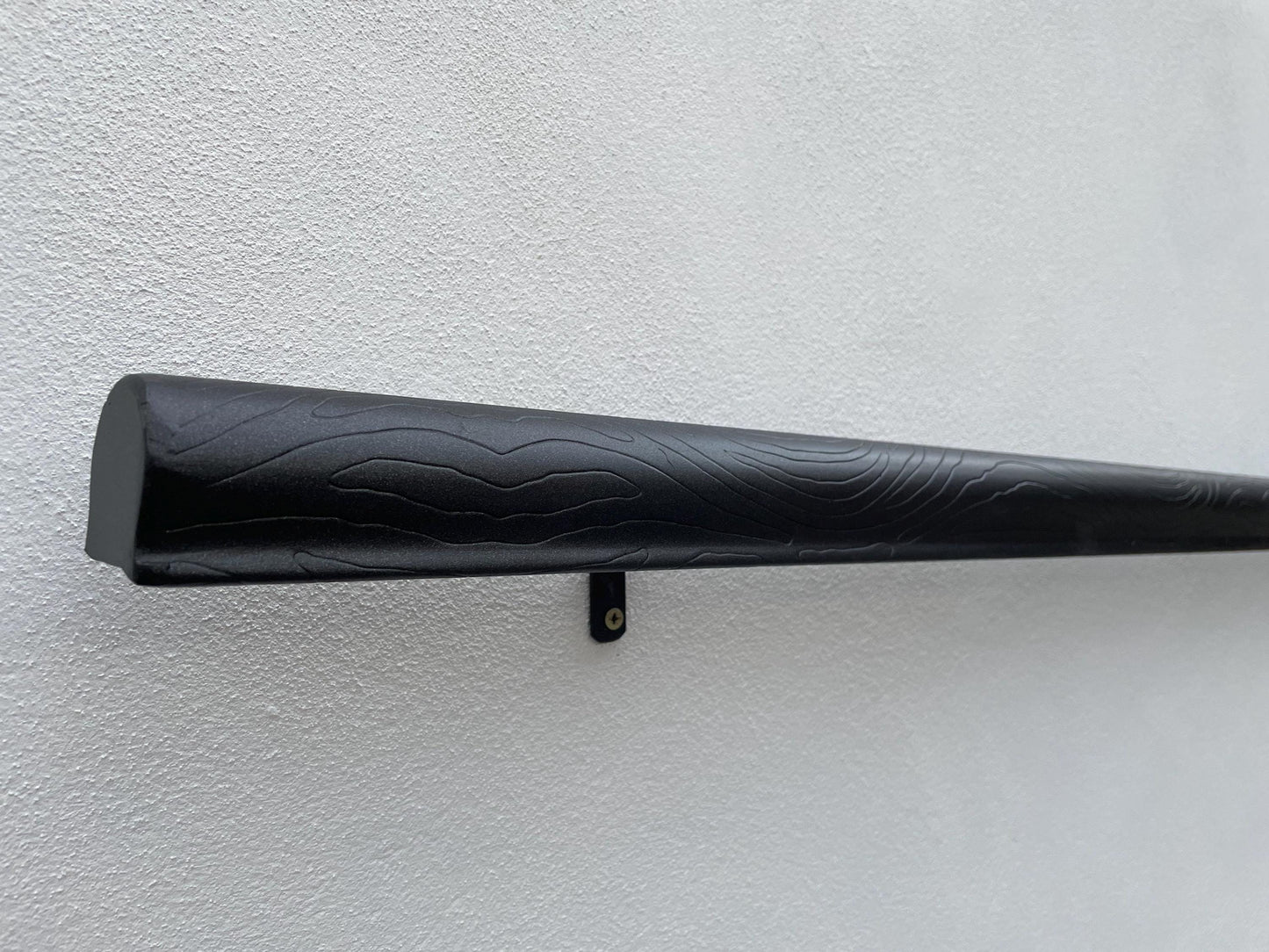 Custom Wrought Iron Handrail – Wood Texture Finish – Wall Mounted Stair Rail – Rustic Modern Railing – Handmade in EU